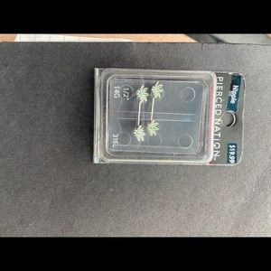 Pot leaf nipple rings 14g